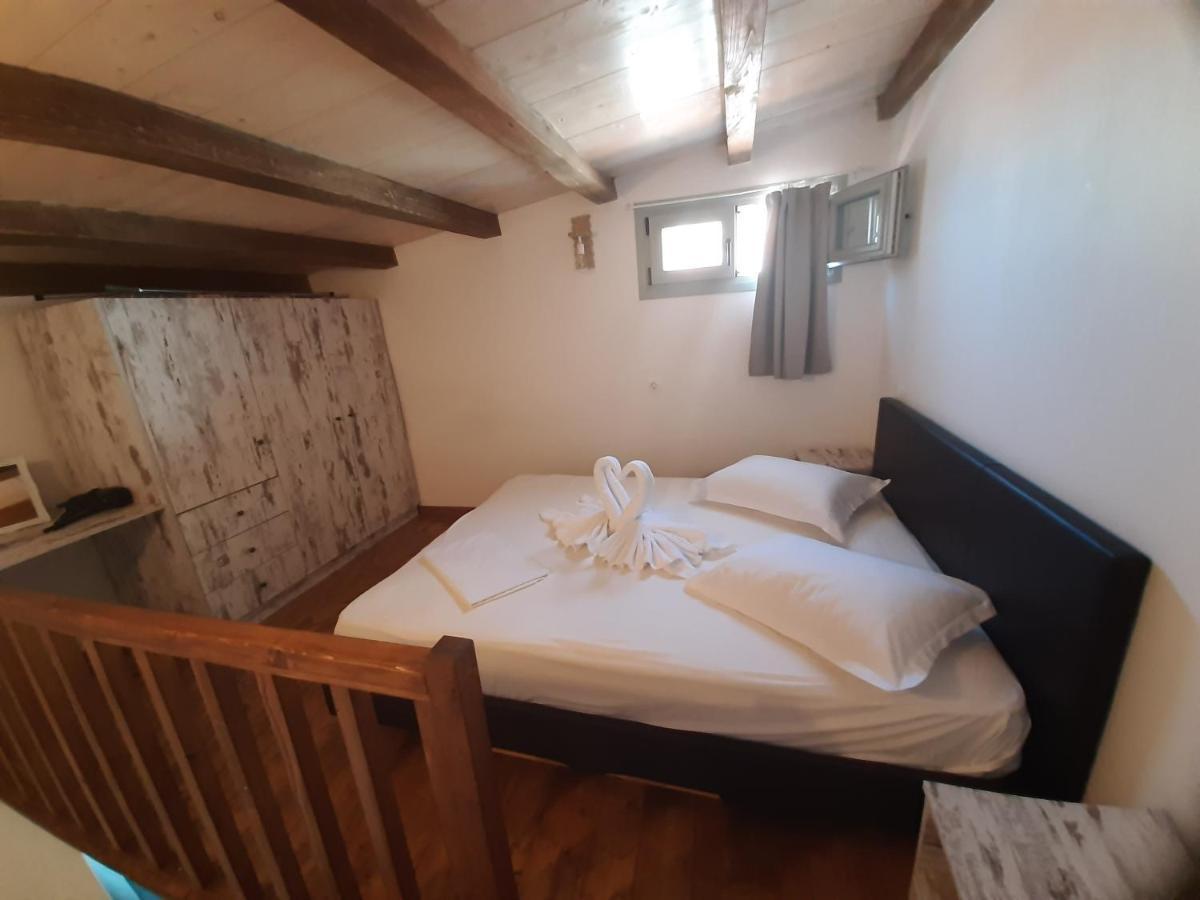 Κυθνοσ Larerooms Mérichas Esterno foto