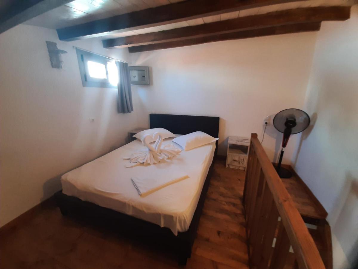 Κυθνοσ Larerooms Mérichas Esterno foto